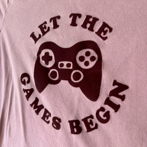 Mauve Gamer Girl Baby Tee Women’s XXS Y2K 2000s - Picture 2 of 3